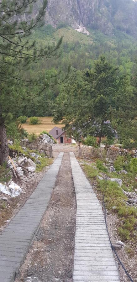 Bujtina Sherifaj Валбона Экстерьер фото